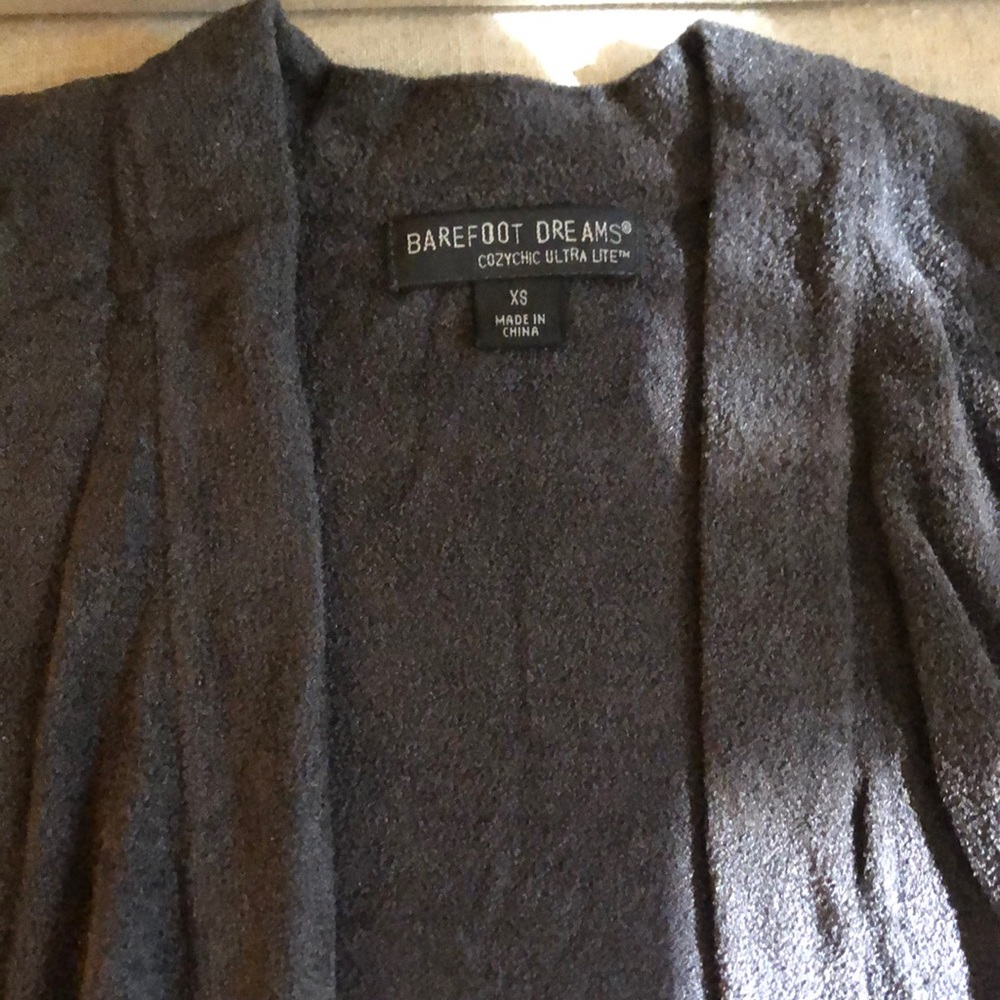 Barefoot dreams cardigan (shirt sleeves!!))